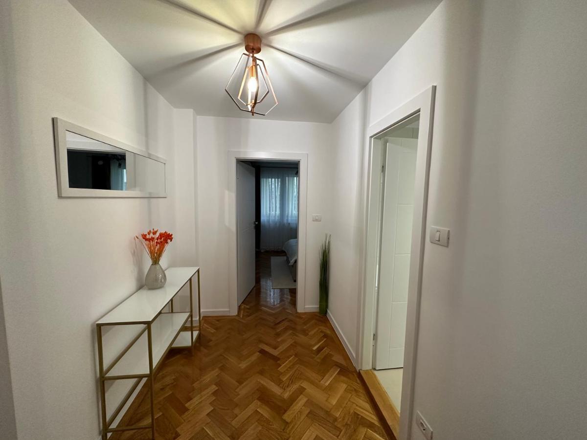 Esi #central With Garage Apartment *