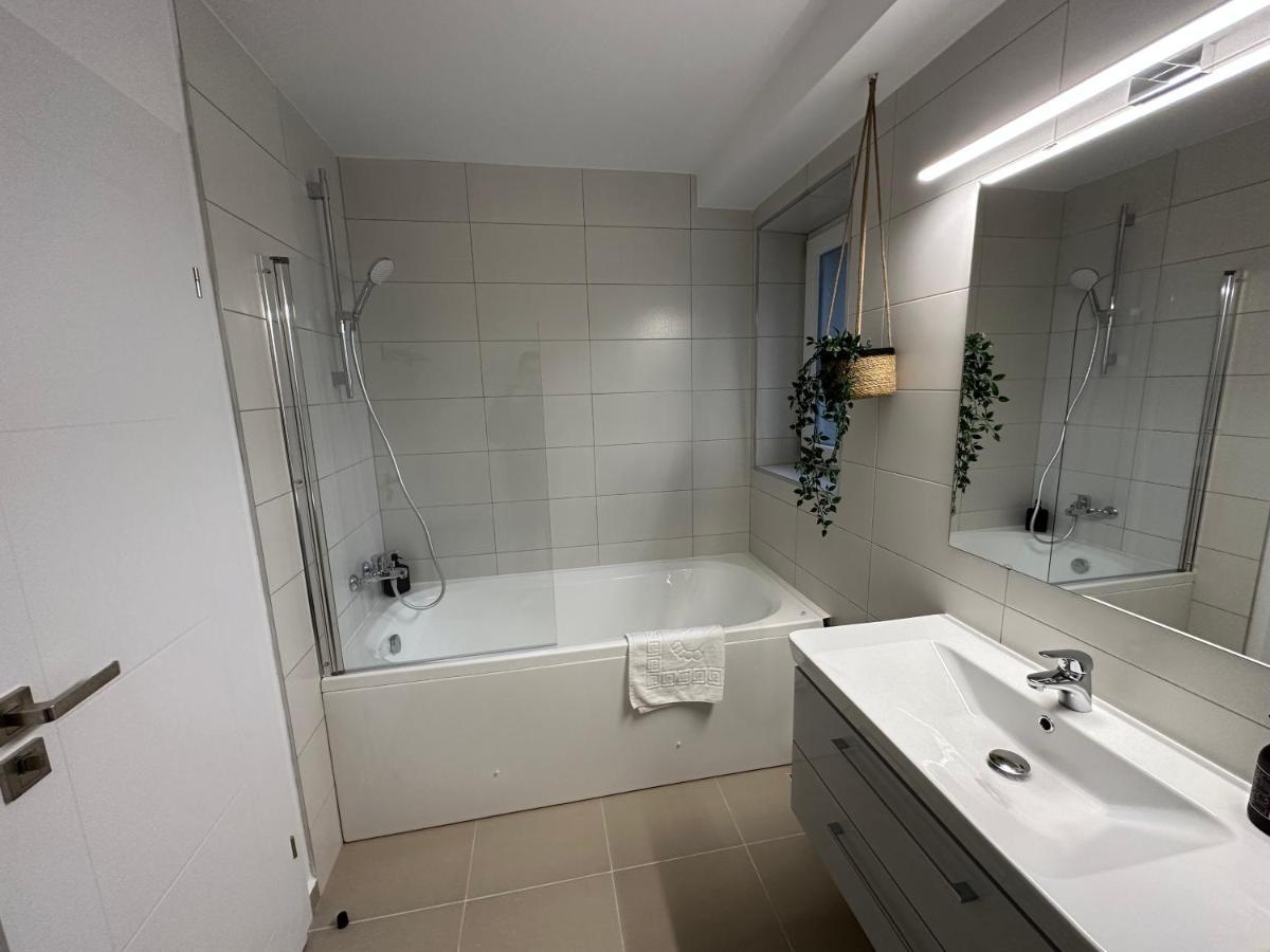Apartment Esi #central With Garage *