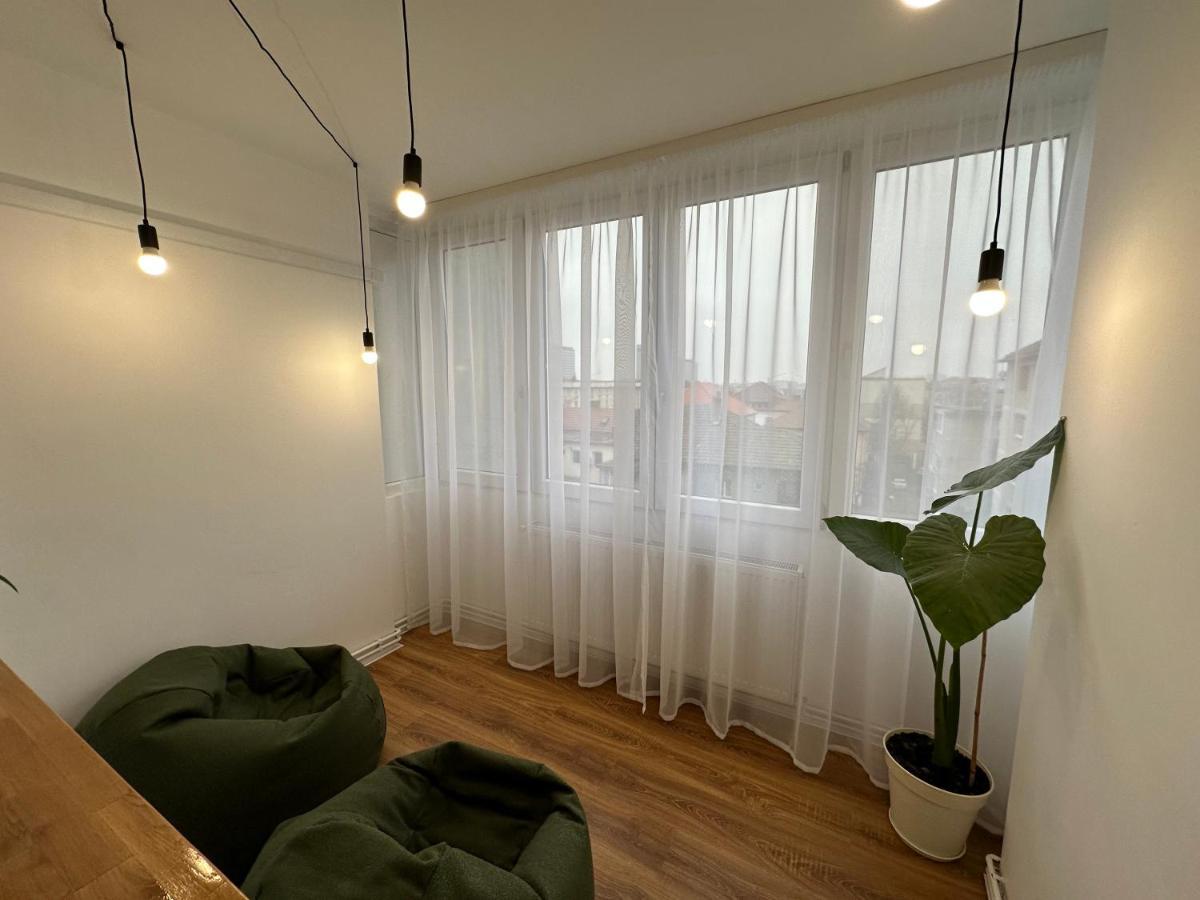 Esi #central With Garage Apartment