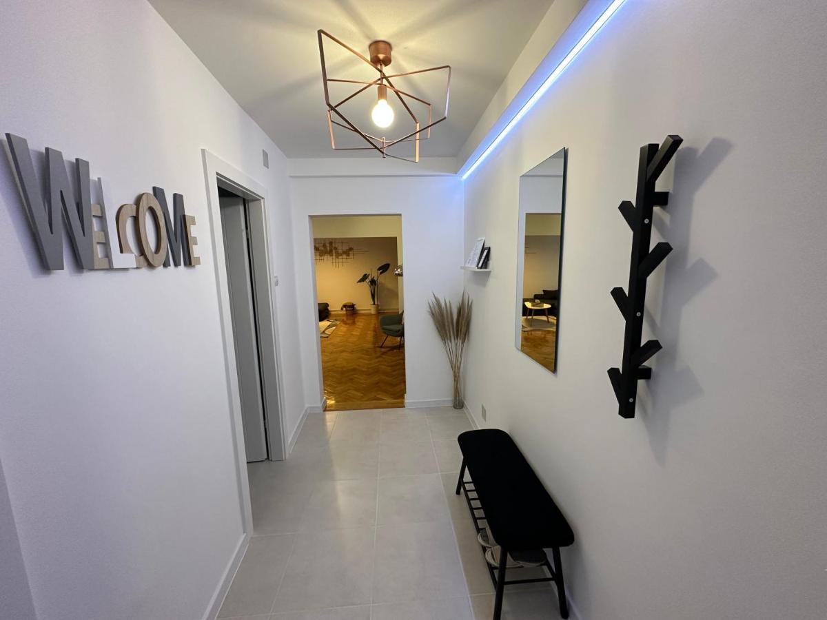 Esi #central With Garage Apartment *