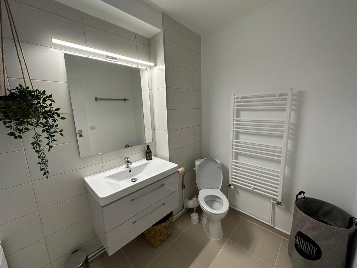 Esi #central With Garage Apartment