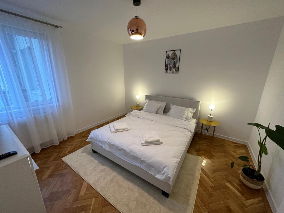 Esi #central With Garage Apartment *