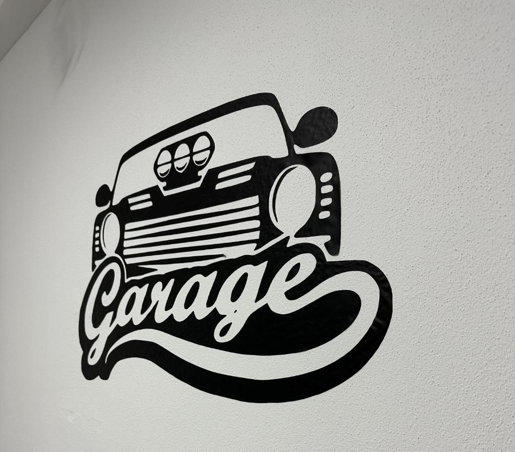 Esi #central With Garage Apartment